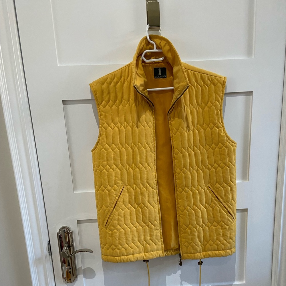 Lady golf vest